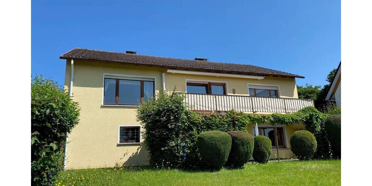 Einfamilienhaus Bad Laasphe - 5 Zimmer, 107 m&sup2;, 190.000&euro; | Angebot:25667526