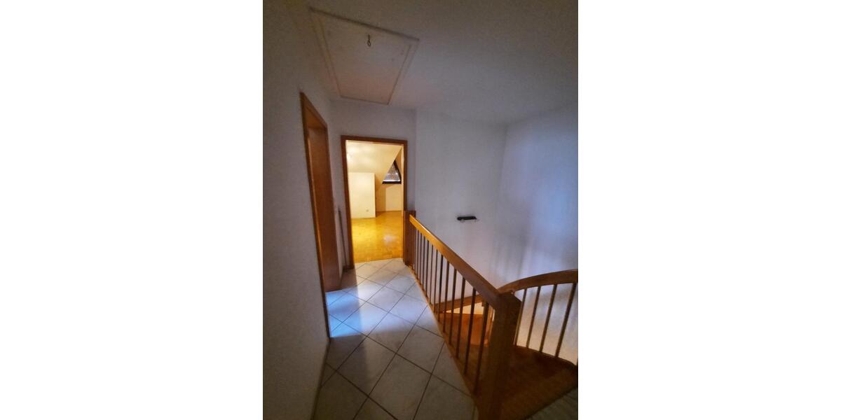 Doppelhaushälfte Weimar (Lahn) - 5 Zimmer, 114 m&sup2;, 315.000&euro; | Angebot:25393658