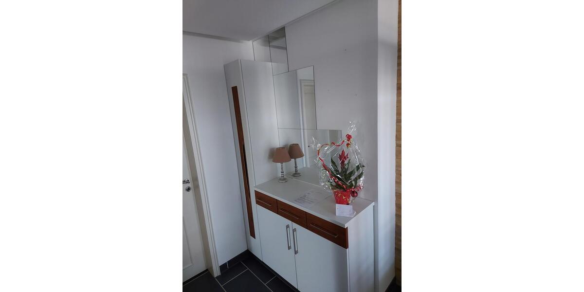 Etagenwohnung Münchhausen - 8 Zimmer, 130 m&sup2;, 1.150&euro; | Angebot:25701477