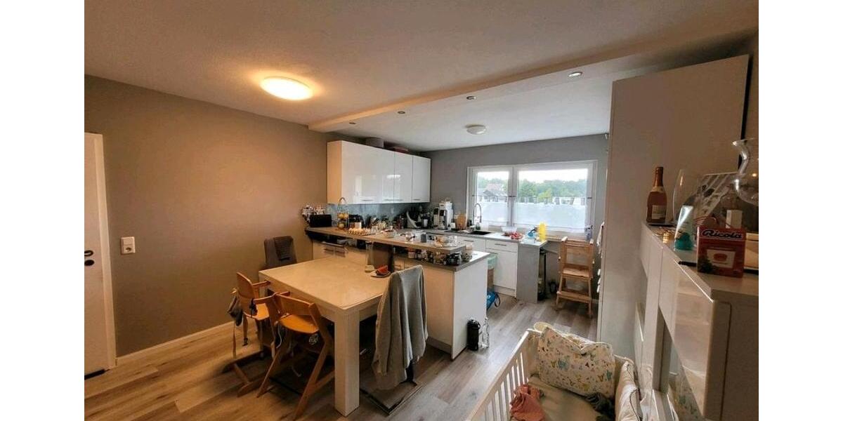 Etagenwohnung Marburg Marbach - 3 Zimmer, 90 m&sup2;, 1.300&euro; | Angebot:26582685