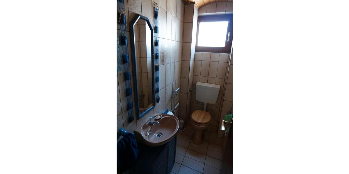 Einfamilienhaus Breidenbach - 7.5 Zimmer, 258 m&sup2;, 250.000&euro; | Angebot:25993048