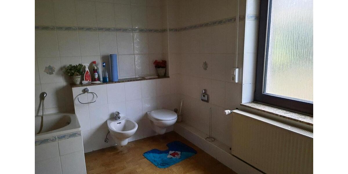 Bauernhaus, Landhaus Wohratal - 6 Zimmer, 145 m&sup2;, 195.000&euro; | Angebot:25510396