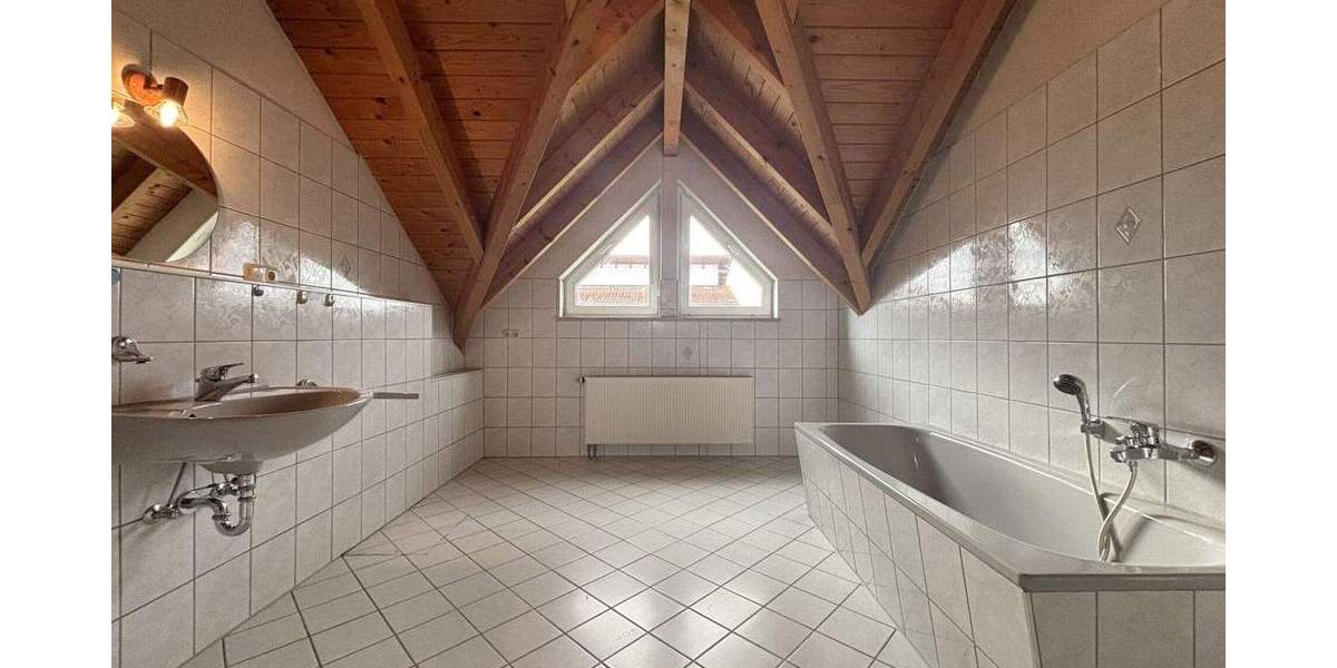 Einfamilienhaus Wohratal / Halsdorf Halsdorf - 5 Zimmer, 173 m&sup2;, 399.000&euro; | Angebot:25689276