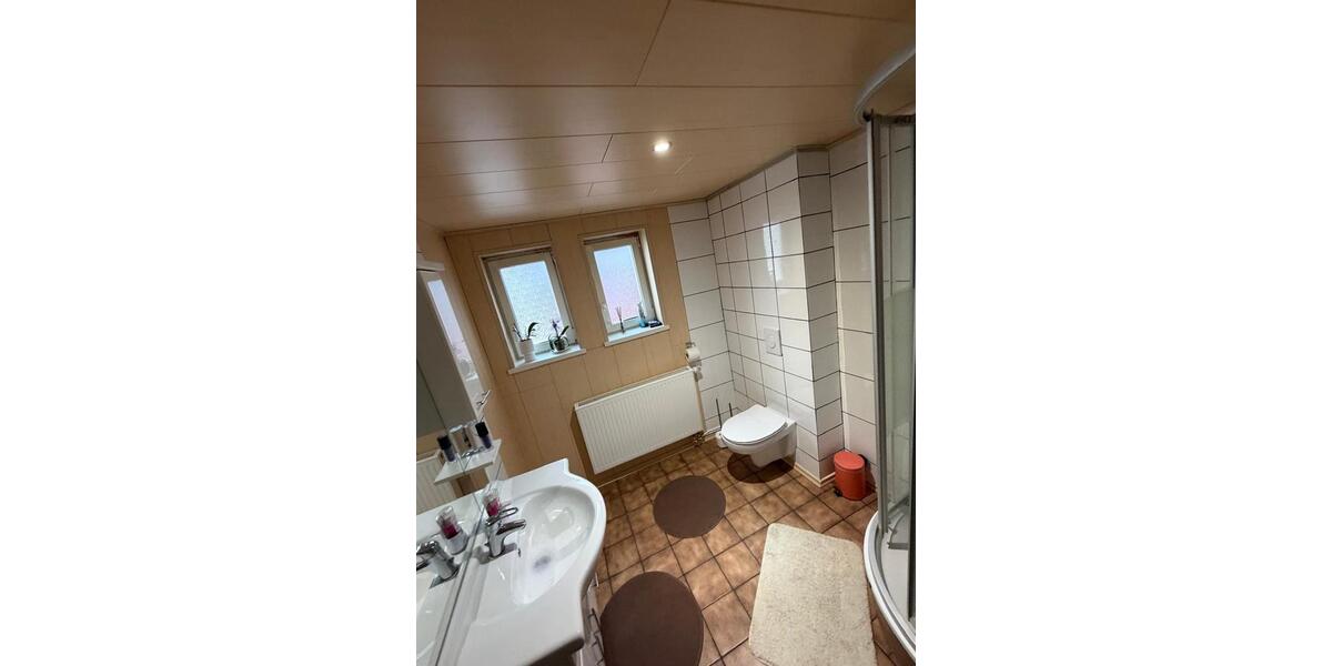 Einfamilienhaus Wohratal - 5 Zimmer, 180 m&sup2;, 269.000&euro; | Angebot:25261532