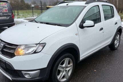 Dacia Sandero 158.900 km 5.999 &euro; Cölbe 35091