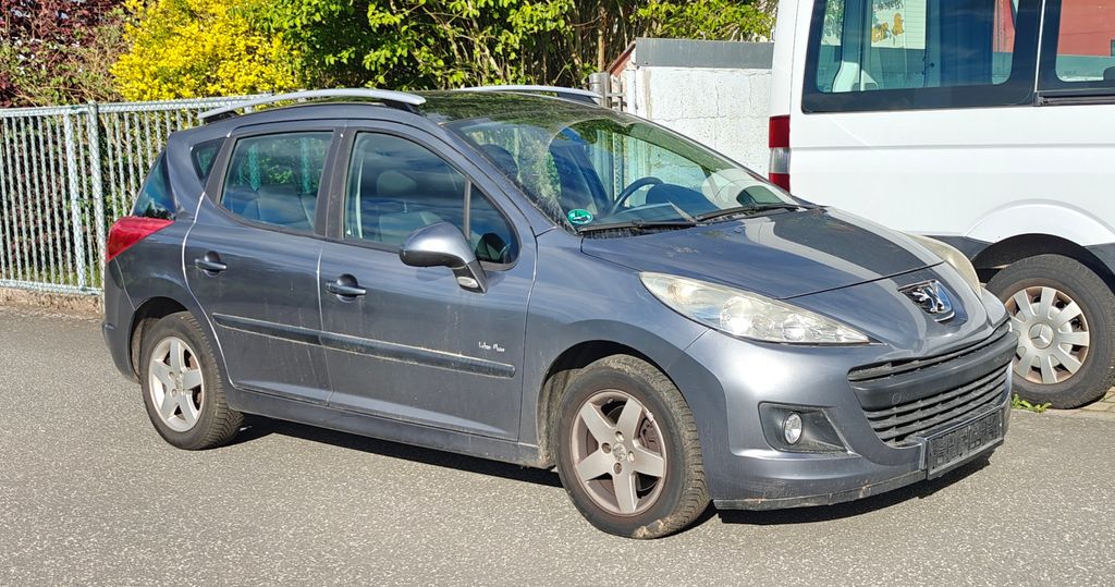 Peugeot 207 188.000 km 999 &euro; Kirchvers 35102
