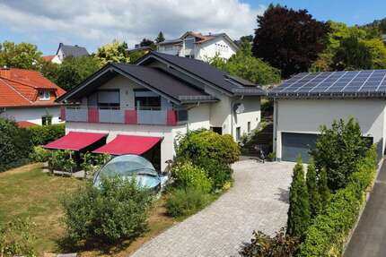 Haus Biebertal / Vetzberg Vetzberg - 10 Zimmer, 252 m&sup2;, 815.000&euro; | Angebot:26739698