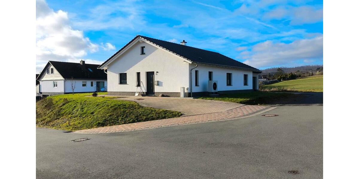 Bungalow Battenberg (Eder) - 345.000&euro; | Angebot:26083102