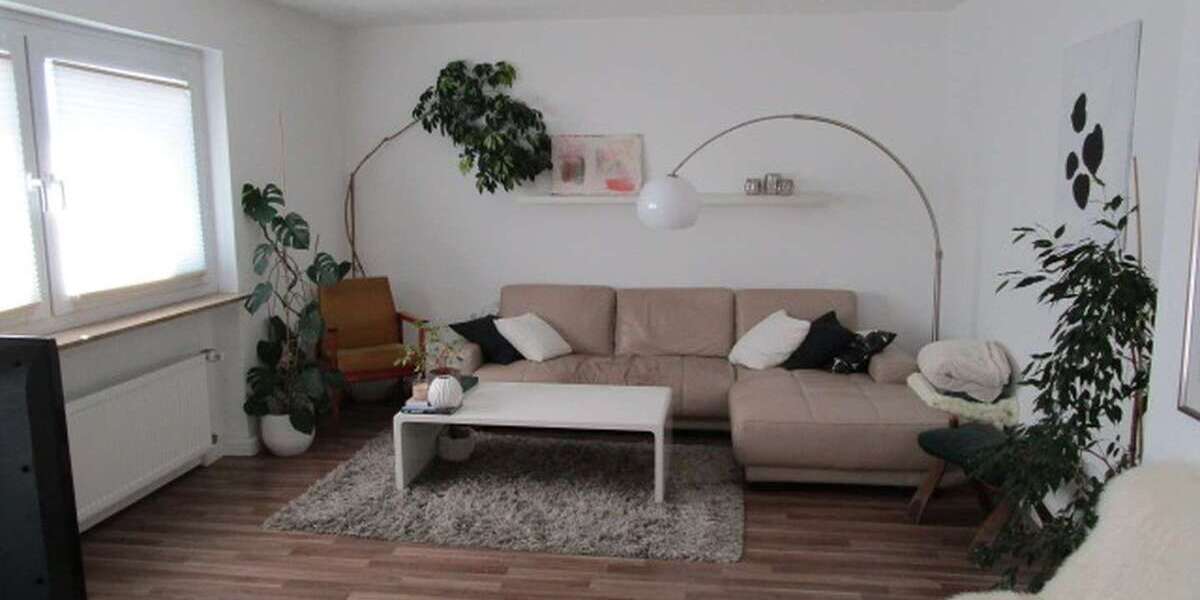 Etagenwohnung Gießen - 3.5 Zimmer, 91 m&sup2;, 1.100&euro; | Angebot:26759877