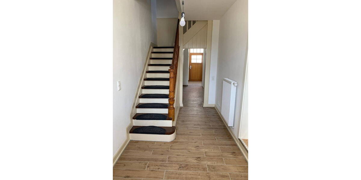 Einfamilienhaus Grünberg - 5 Zimmer, 130 m&sup2;, 419.000&euro; | Angebot:25996829