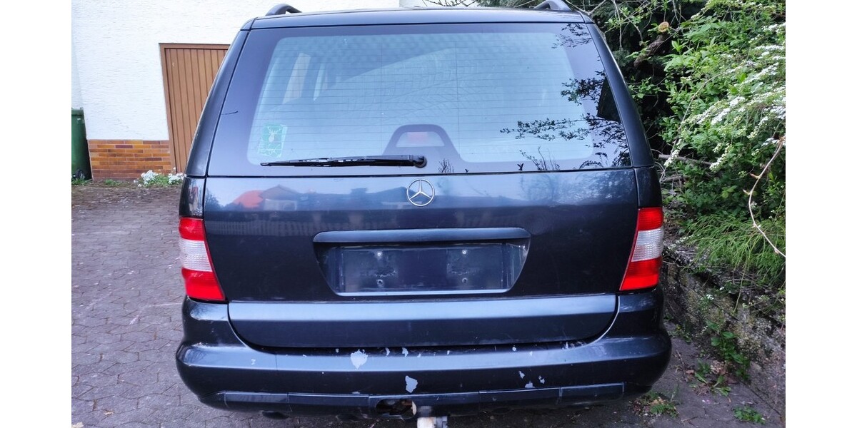 Mercedes-Benz ML 270 315.000 km 3.000 &euro; Kirchhain 35274