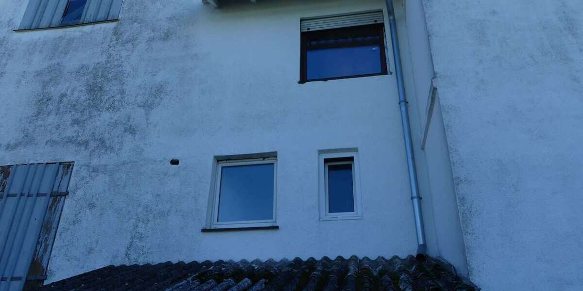 Einfamilienhaus Neustadt - 7 Zimmer, 190 m&sup2;, 95.000&euro; | Angebot:25685478