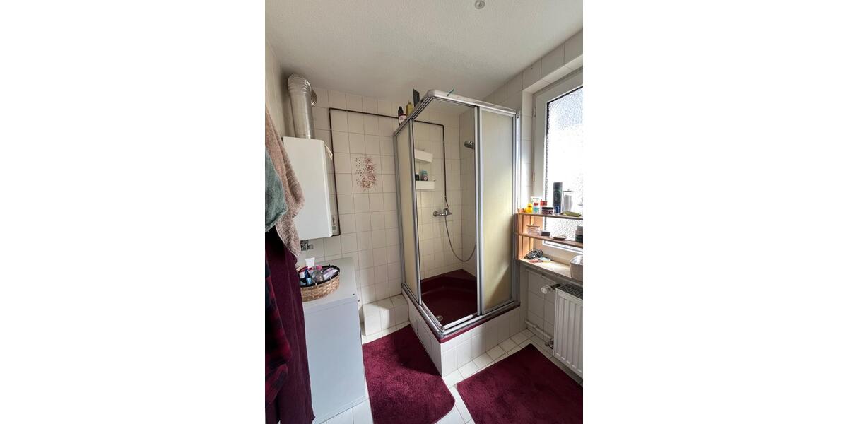 Etagenwohnung Gießen - 3 Zimmer, 75 m&sup2;, 900&euro; | Angebot:26004063