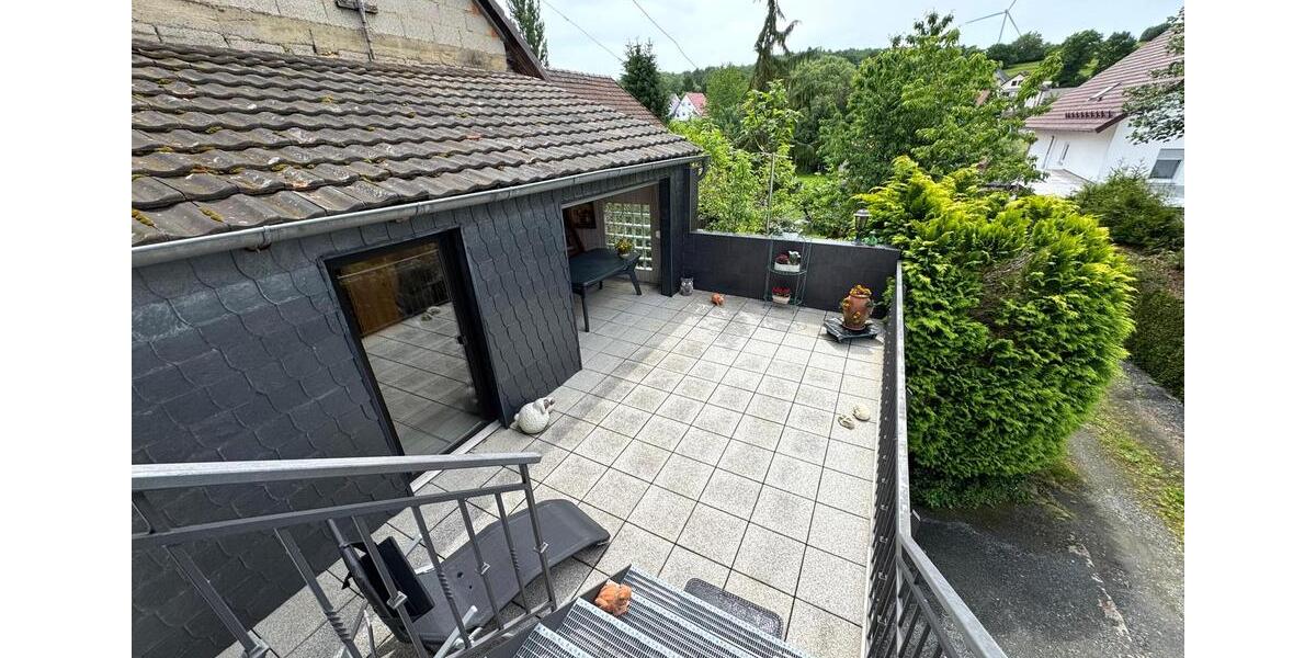 Mehrfamilienhaus, Wohnhaus Kirtorf - 10 Zimmer, 280 m&sup2;, 440.000&euro; | Angebot:26987344