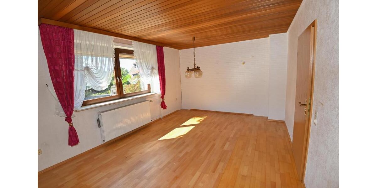 Einfamilienhaus Burgwald - 6 Zimmer, 148 m&sup2;, 229.000&euro; | Angebot:26023086