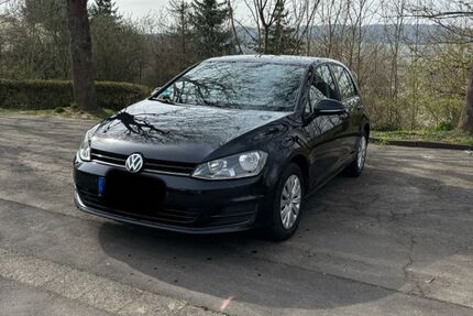 VW Golf 219.000 km 6.400 &euro; Homberg Ohm 35315