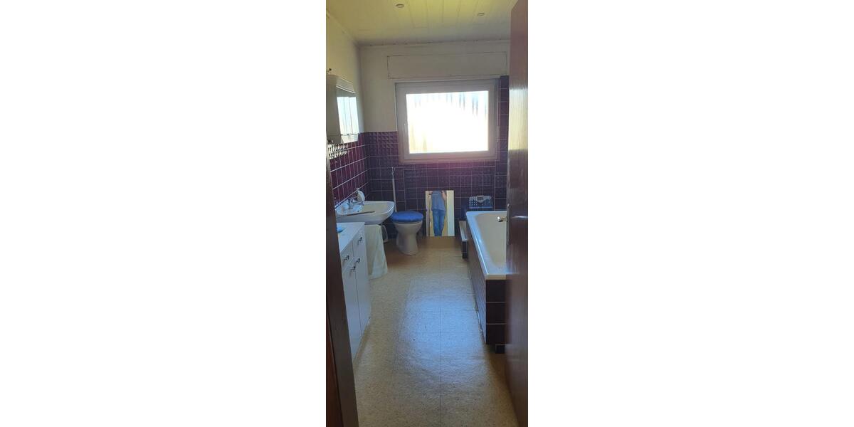 Einfamilienhaus Bischoffen - 6 Zimmer, 139 m&sup2;, 229.000&euro; | Angebot:27054041