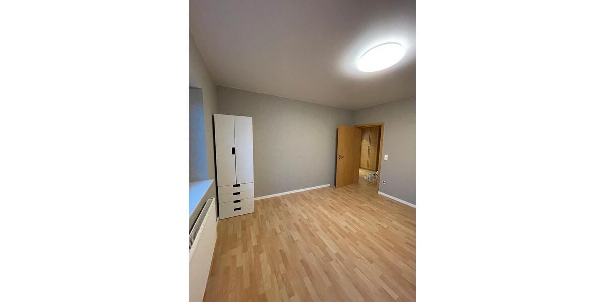 Bungalow Frankenberg (Eder) - 5 Zimmer, 200 m&sup2;, 450.000&euro; | Angebot:25872903