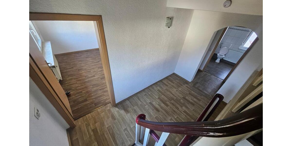 Einfamilienhaus Breidenbach - 4 Zimmer, 160 m&sup2;, 950&euro; | Angebot:25581567