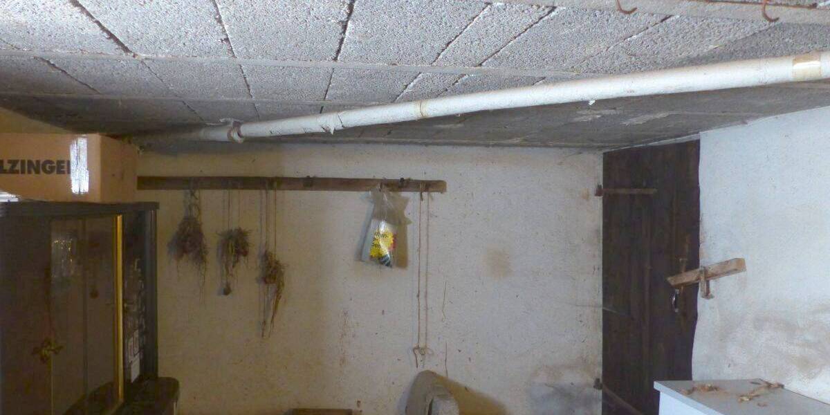 Einfamilienhaus Grünberg Stangenrod - 1 Zimmer, 260 m&sup2;, 285.000&euro; | Angebot:25740166