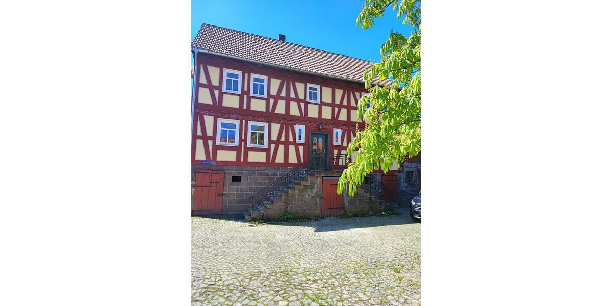 Einfamilienhaus Homberg (Ohm) - 8 Zimmer, 155 m&sup2;, 1.162&euro; | Angebot:26339629