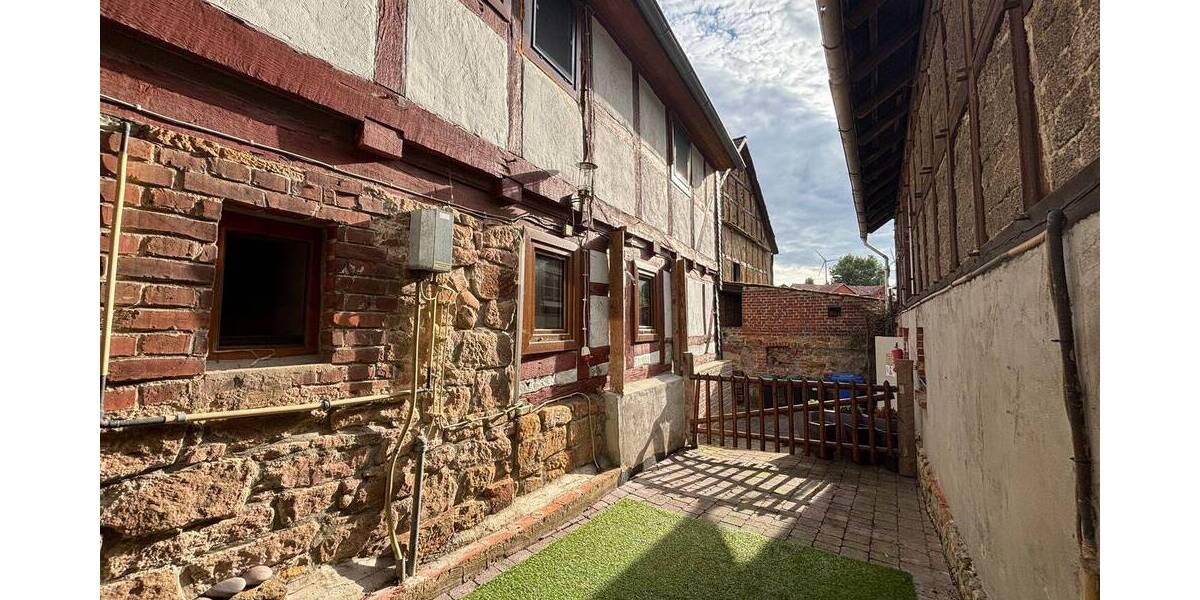 Einfamilienhaus Gilserberg / Sachsenhausen Sachsenhausen - 4 Zimmer, 143 m&sup2;, 205.000&euro; | Angebot:25689243