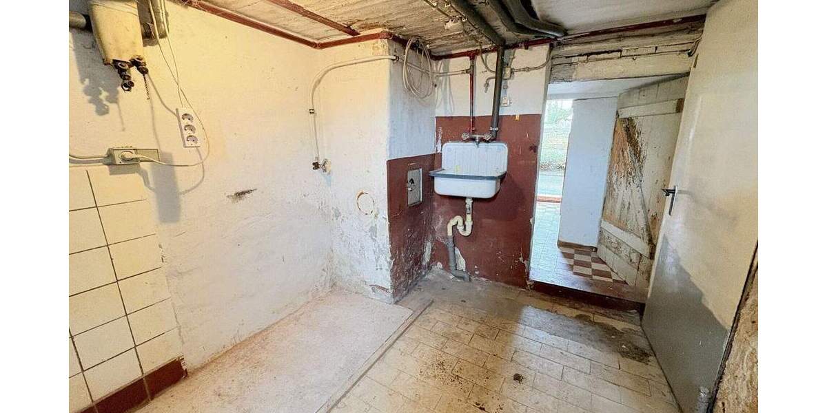 Einfamilienhaus Stadtallendorf / Schweinsberg Schweinsberg - 3 Zimmer, 113 m&sup2;, 169.900&euro; | Angebot:25775615