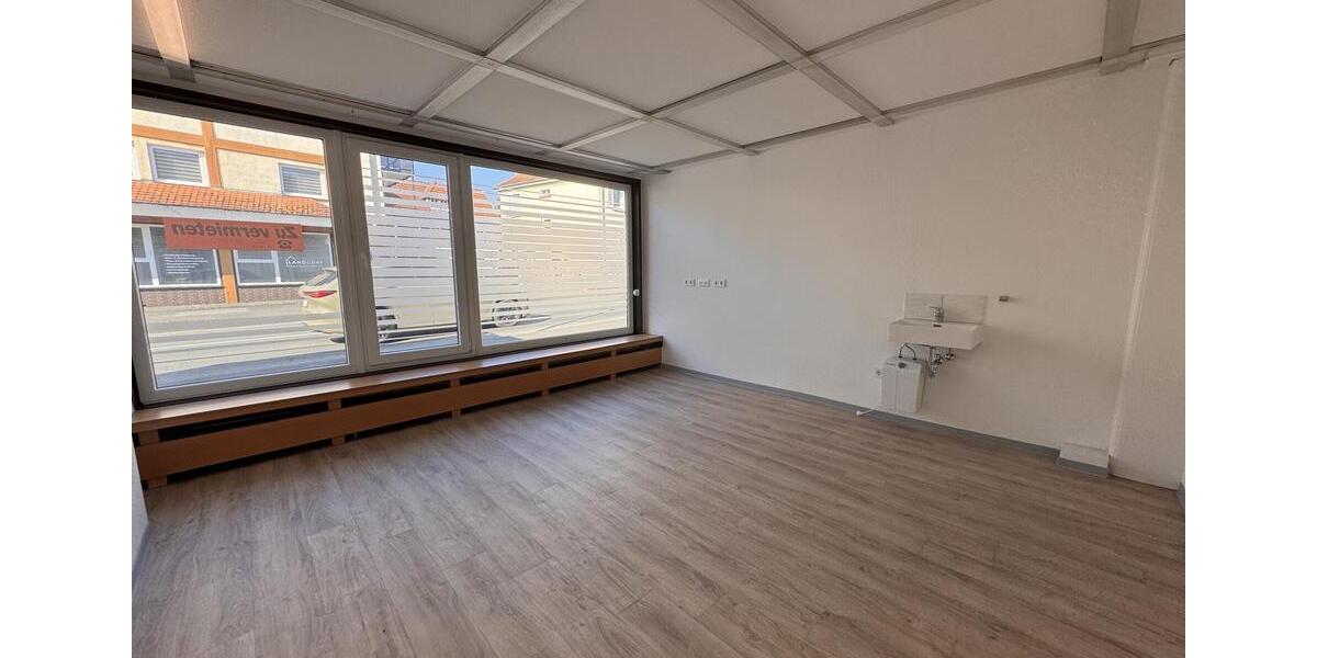 Gewerbeobjekt Kirchhain - 3.000&euro; | Angebot:26085011