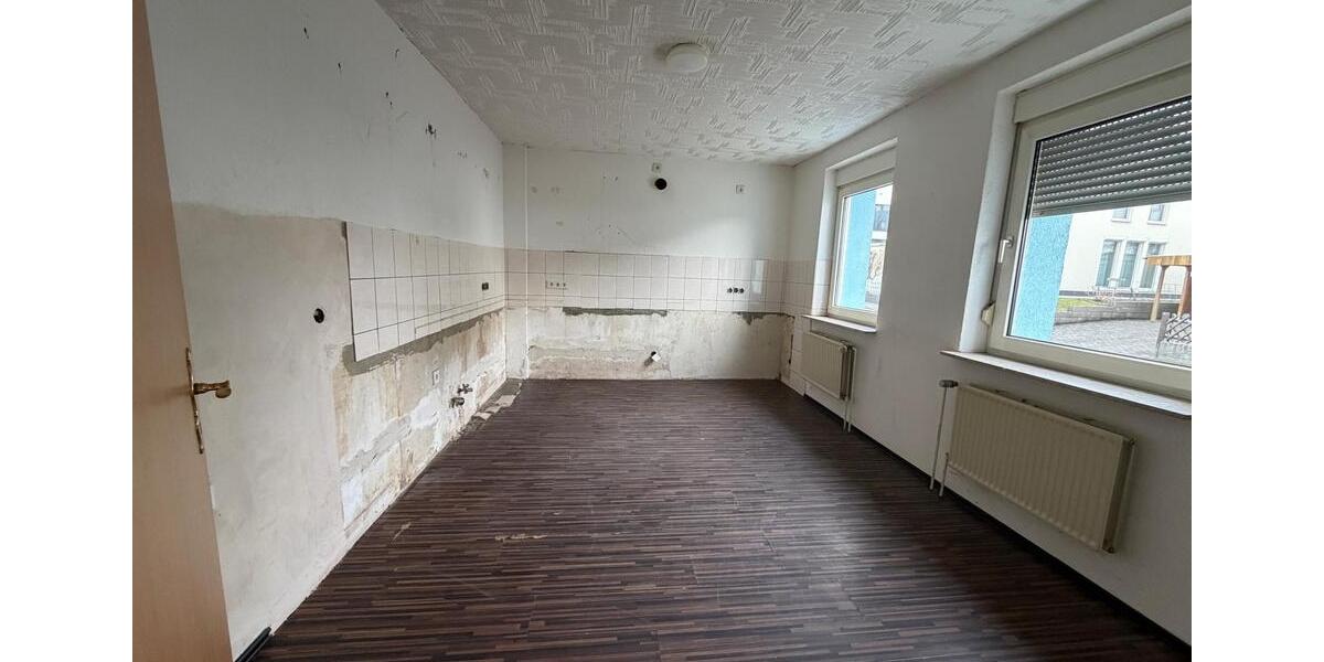 Reihenhaus Breidenbach - 4 Zimmer, 115 m&sup2;, 900&euro; | Angebot:25271960