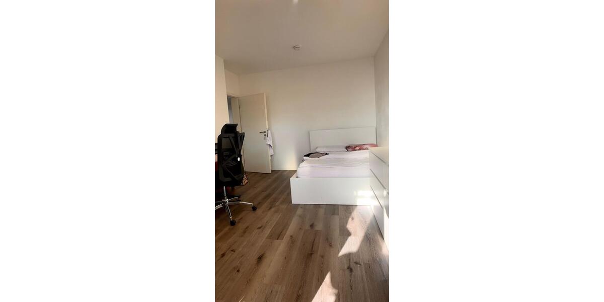 Etagenwohnung Gießen - 3 Zimmer, 80 m&sup2;, 457&euro; | Angebot:25965724