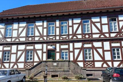 Haus Staufenberg - 12 Zimmer, 309 m&sup2;, 495.000&euro; | Angebot:25086836