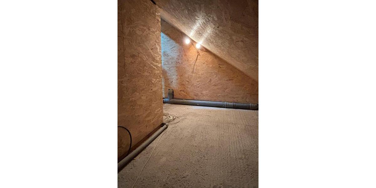 Dachgeschoßwohnung Frankenberg (Eder) - 3 Zimmer, 600&euro; | Angebot:23501256