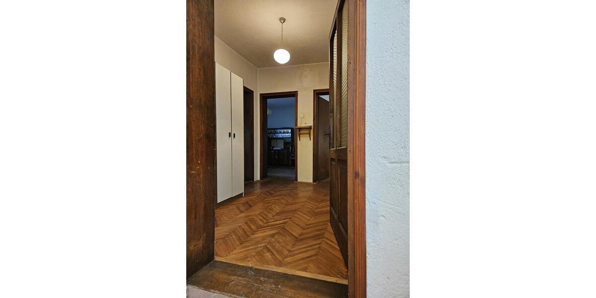 Einfamilienhaus Homberg (Ohm) - 6 Zimmer, 140 m&sup2;, 80.000&euro; | Angebot:14911780