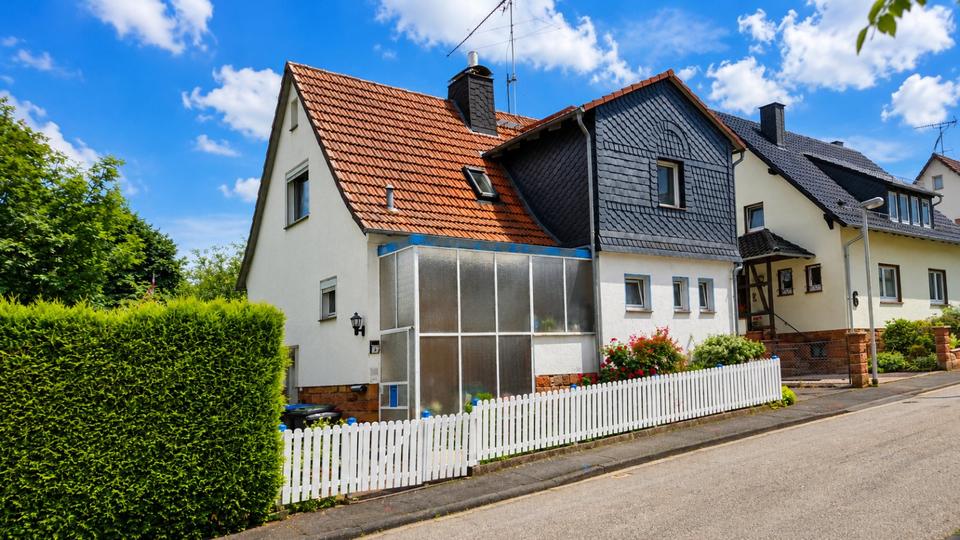 Einfamilienhaus Wetter (Hessen) - 7 Zimmer, 120 m&sup2;, 239.000&euro; | Angebot:26940642