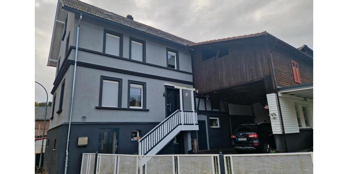 Bauernhaus, Landhaus Bad Endbach - 4 Zimmer, 95 m&sup2;, 235.000&euro; | Angebot:23216884