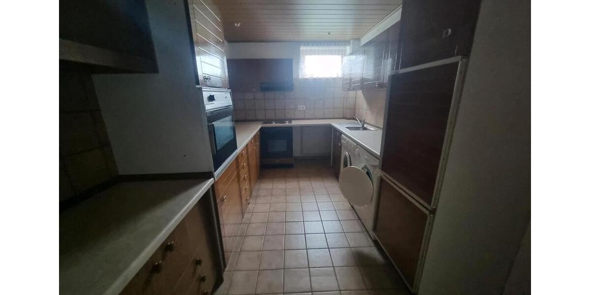 Einfamilienhaus Neustadt (Hessen) - 6 Zimmer, 240 m&sup2;, 270.000&euro; | Angebot:24398141