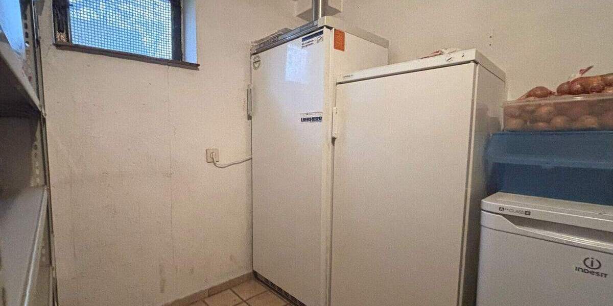 Mehrfamilienhaus, Wohnhaus Kirchhain / Langenstein Langenstein - 9 Zimmer, 193 m&sup2;, 319.900&euro; | Angebot:25775616