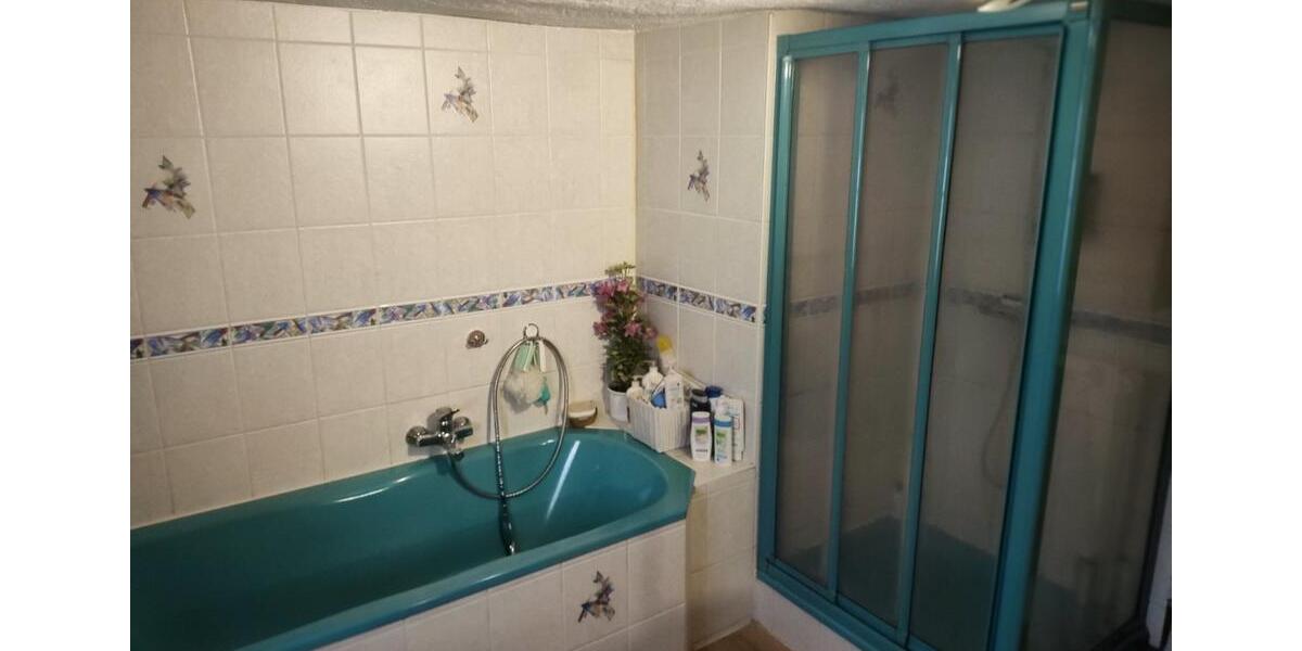 Einfamilienhaus Dautphetal - 9 Zimmer, 140 m&sup2;, 199.000&euro; | Angebot:26299866