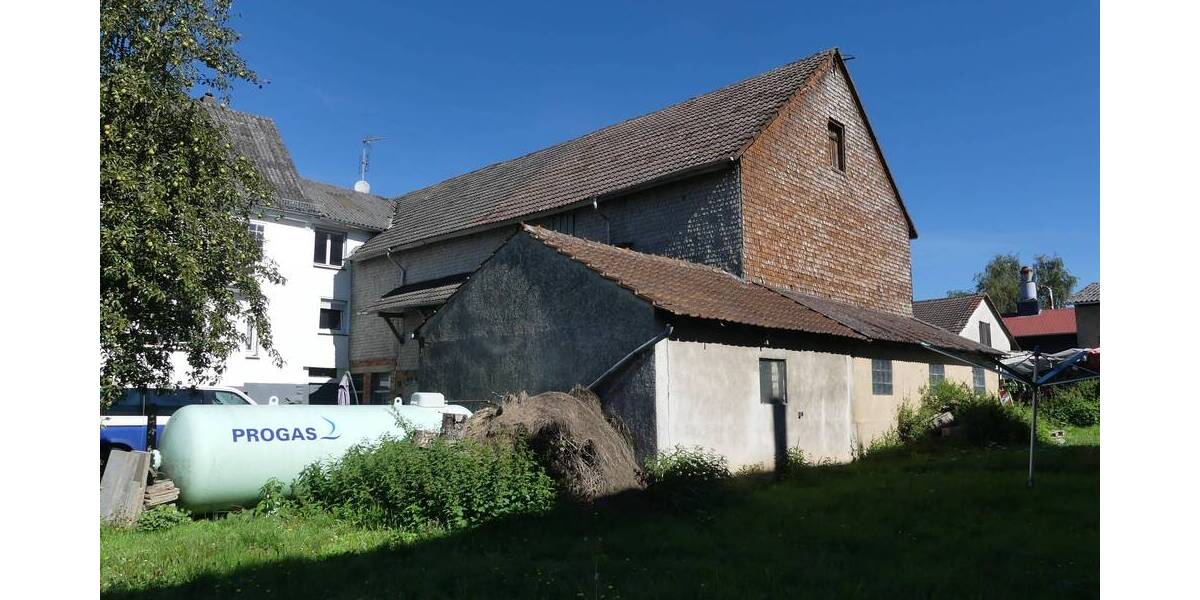 Einfamilienhaus Neustadt - 7 Zimmer, 190 m&sup2;, 95.000&euro; | Angebot:25685478