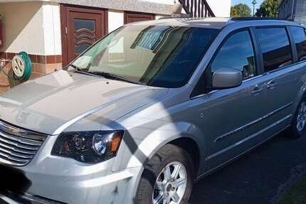 Chrysler Town & Country 320.000 km 7.000 &euro; Allendorf 35108