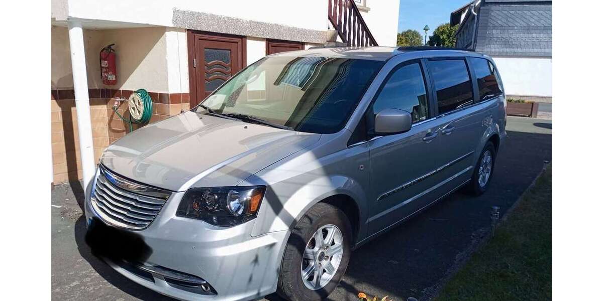 Chrysler Town & Country 320.000 km 7.000 &euro; Allendorf 35108