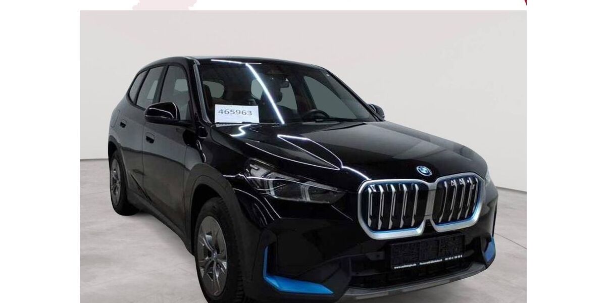 BMW iX1 48.285 km 29.289 &euro; Fernwald-Steinbach 35463