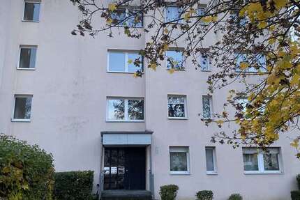 Wohnung Gießen - 3 Zimmer, 76 m&sup2;, 590&euro; | Angebot:26183729