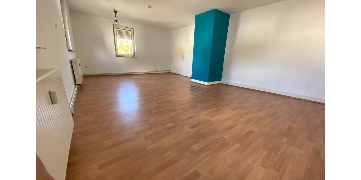 Dachgeschoßwohnung Siegbach - 3 Zimmer, 100 m&sup2;, 650&euro; | Angebot:25807226