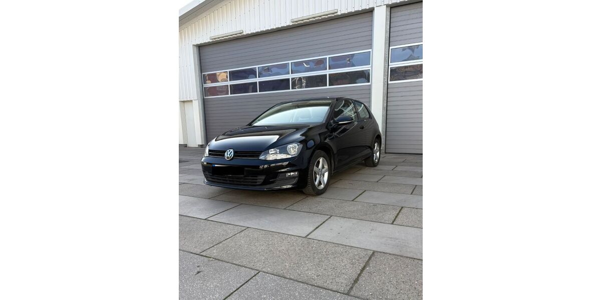 VW Golf 109.500 km 8.300 &euro; Rabenau 35466