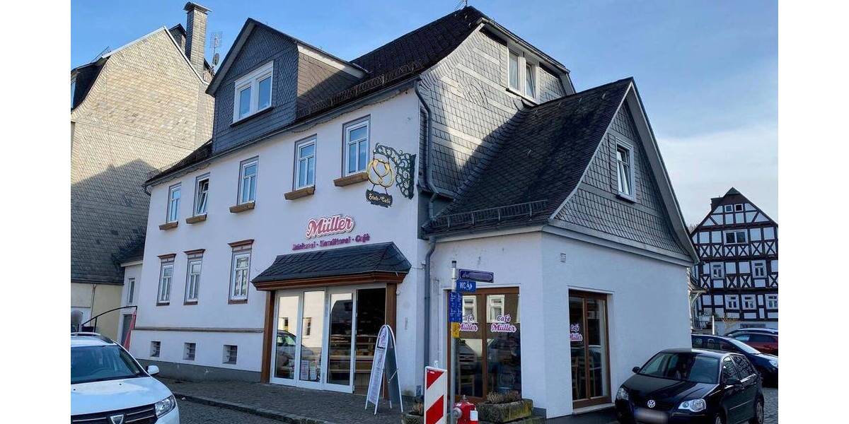 Mehrfamilienhaus, Wohnhaus Bad Laasphe - 4 Zimmer, 140 m&sup2;, 189.000&euro; | Angebot:25667710