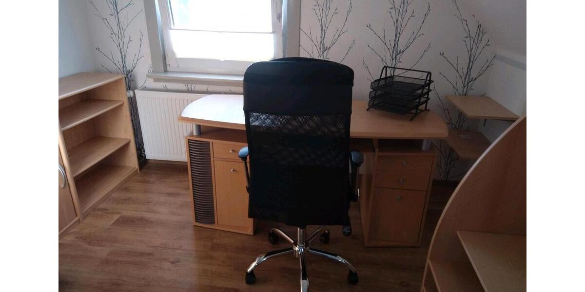 Dachgeschoßwohnung Kirchhain - 2 Zimmer, 70 m&sup2;, 750&euro; | Angebot:25353168