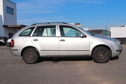 Skoda Fabia 253.346 km 999 &euro; Lollar 35457