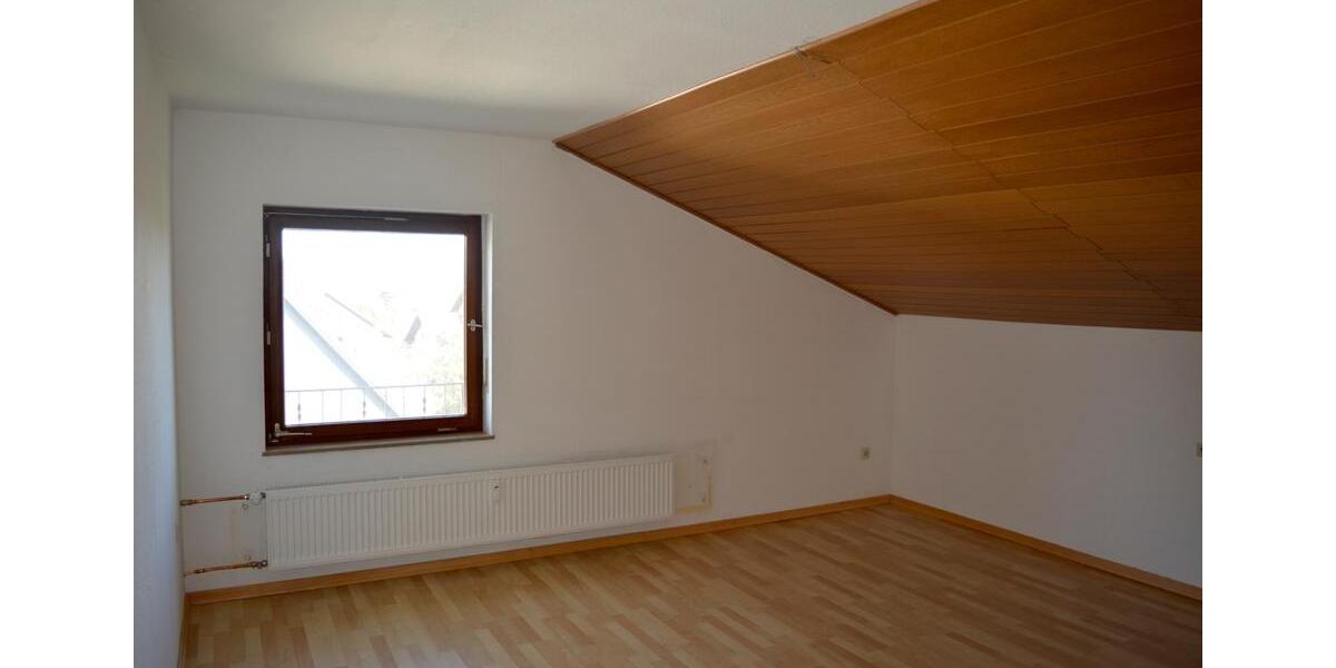 Mehrfamilienhaus, Wohnhaus Staufenberg - 11 Zimmer, 339 m&sup2;, 685.000&euro; | Angebot:24362675