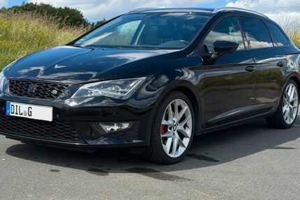 Seat Leon 136.000 km 10.299 &euro; Siegbach 35768